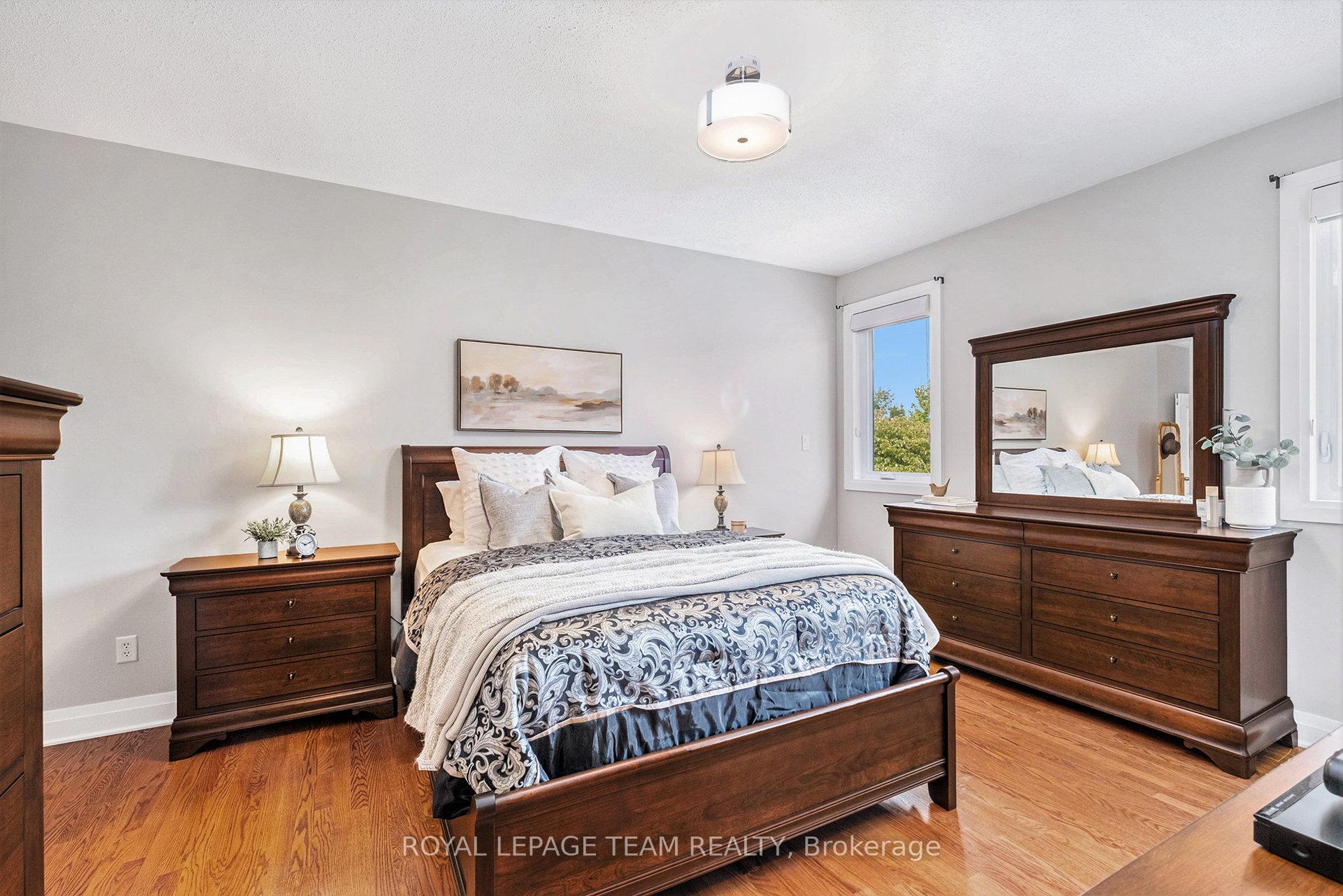 Photo 19 of 34 Rochelle Drive, Ottawa, Richmond — HOMEH