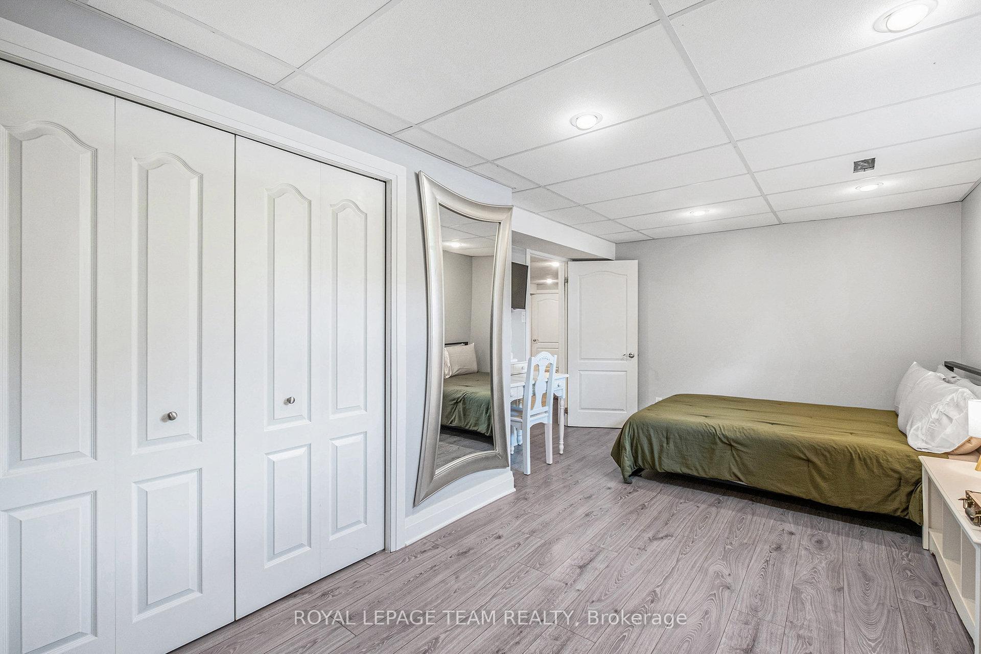 Photo 33 of 34 Rochelle Drive, Ottawa, Richmond — HOMEH
