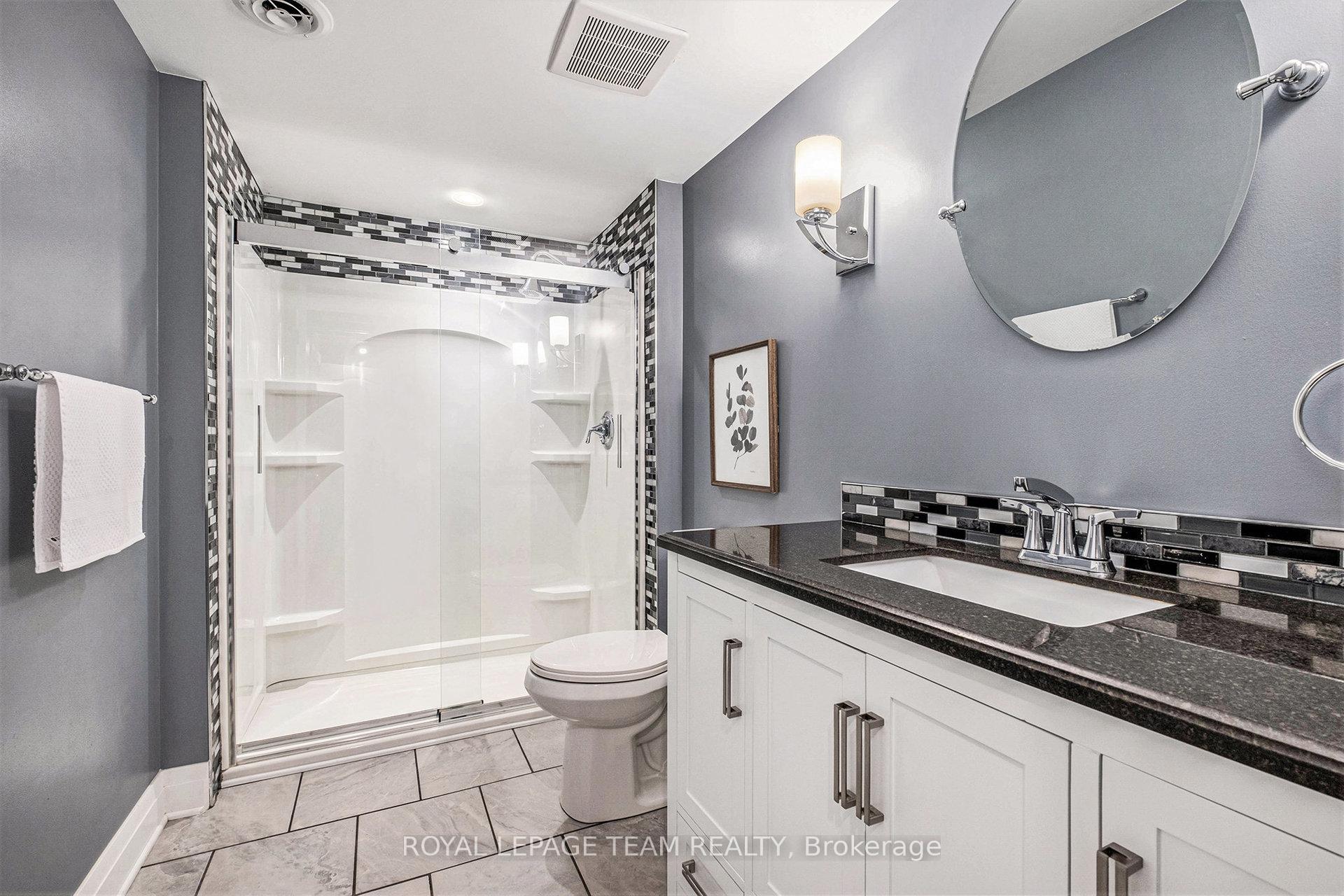 Photo 34 of 34 Rochelle Drive, Ottawa, Richmond — HOMEH