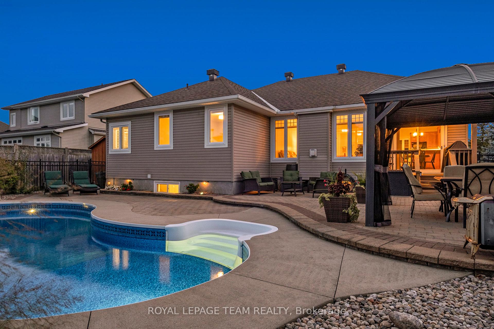 Photo 37 of 34 Rochelle Drive, Ottawa, Richmond — HOMEH