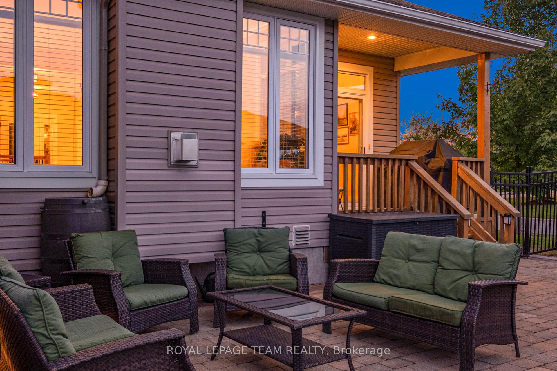 Photo 39 of 34 Rochelle Drive, Ottawa, Richmond — HOMEH