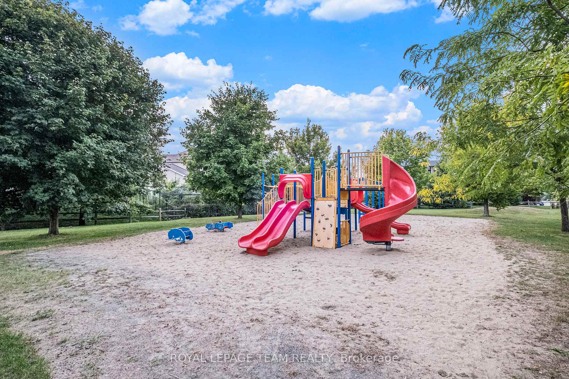 Photo 45 of 34 Rochelle Drive, Ottawa, Richmond — HOMEH