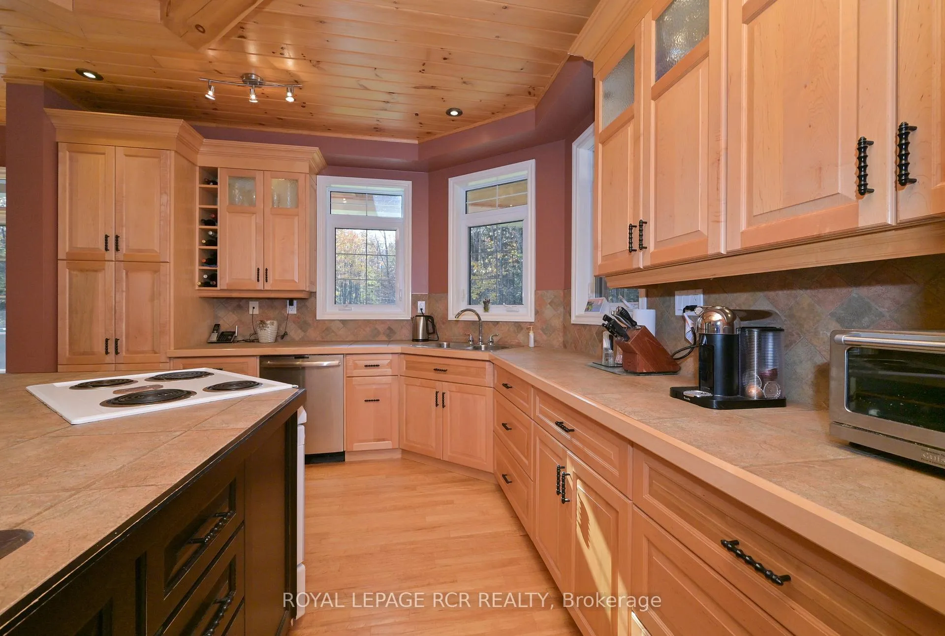 Photo 2 of 1385 Baseline Road, Springwater, Rural Springwater — HOMEH