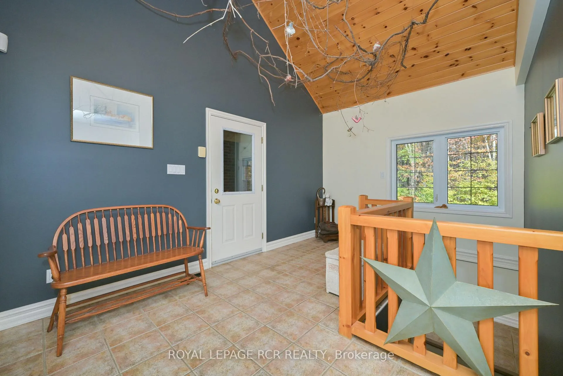 Photo 4 of 1385 Baseline Road, Springwater, Rural Springwater — HOMEH