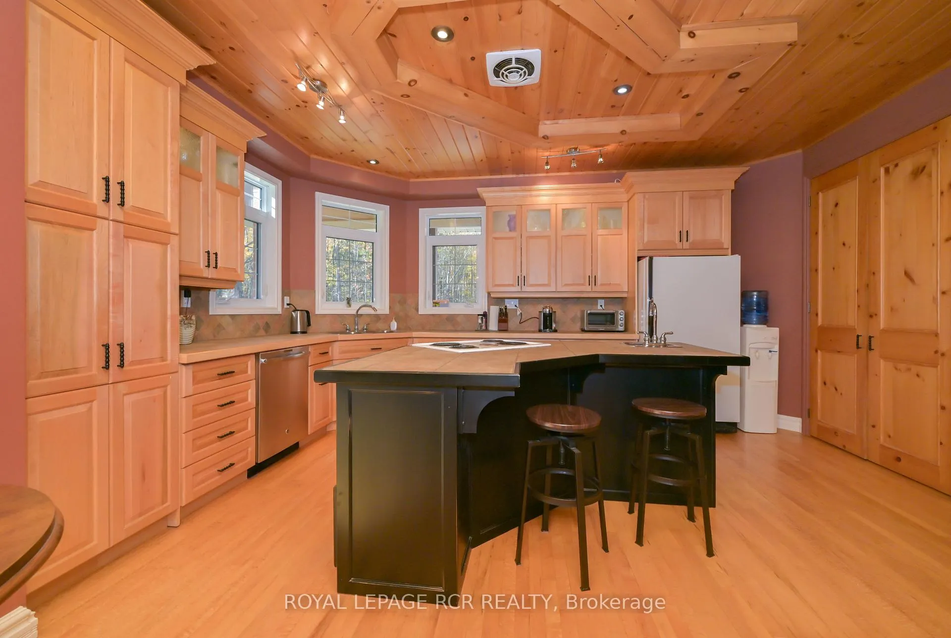 Photo 5 of 1385 Baseline Road, Springwater, Rural Springwater — HOMEH
