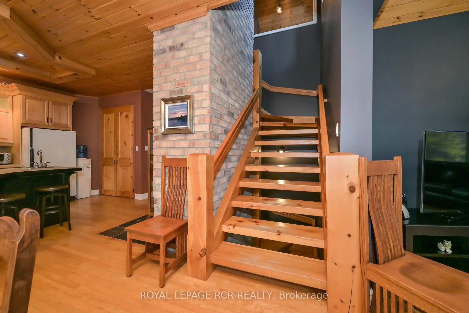 Photo 12 of 1385 Baseline Road, Springwater, Rural Springwater — HOMEH