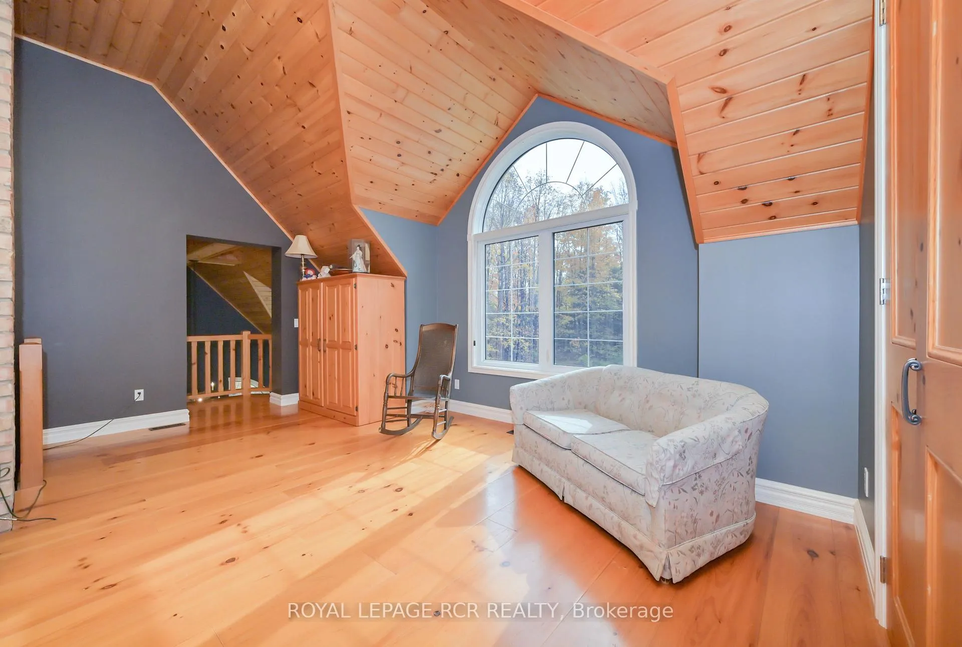 Photo 14 of 1385 Baseline Road, Springwater, Rural Springwater — HOMEH