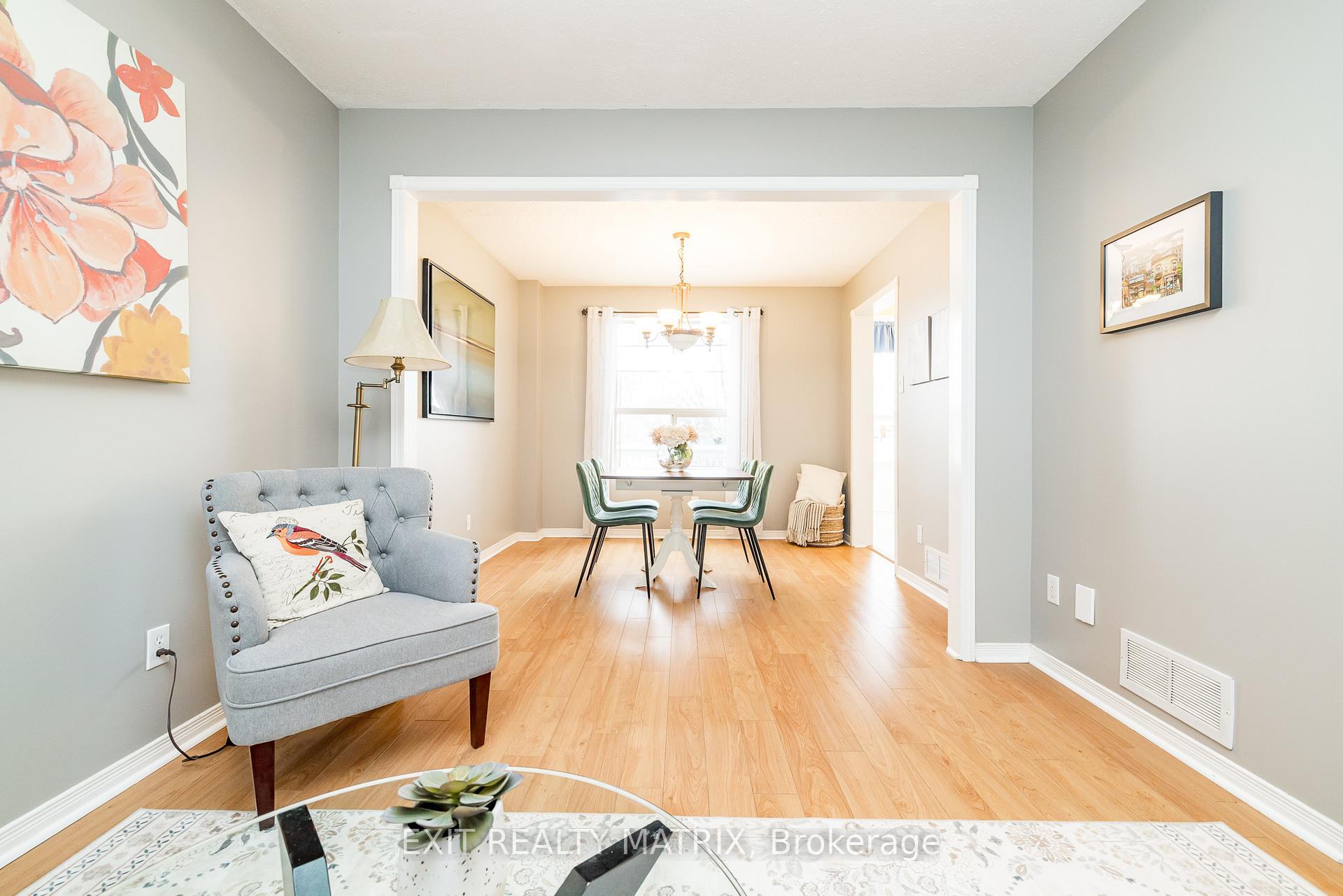 Photo 12 of 125 Whalings Circle N, Ottawa, Stittsville (Central) — HOMEH