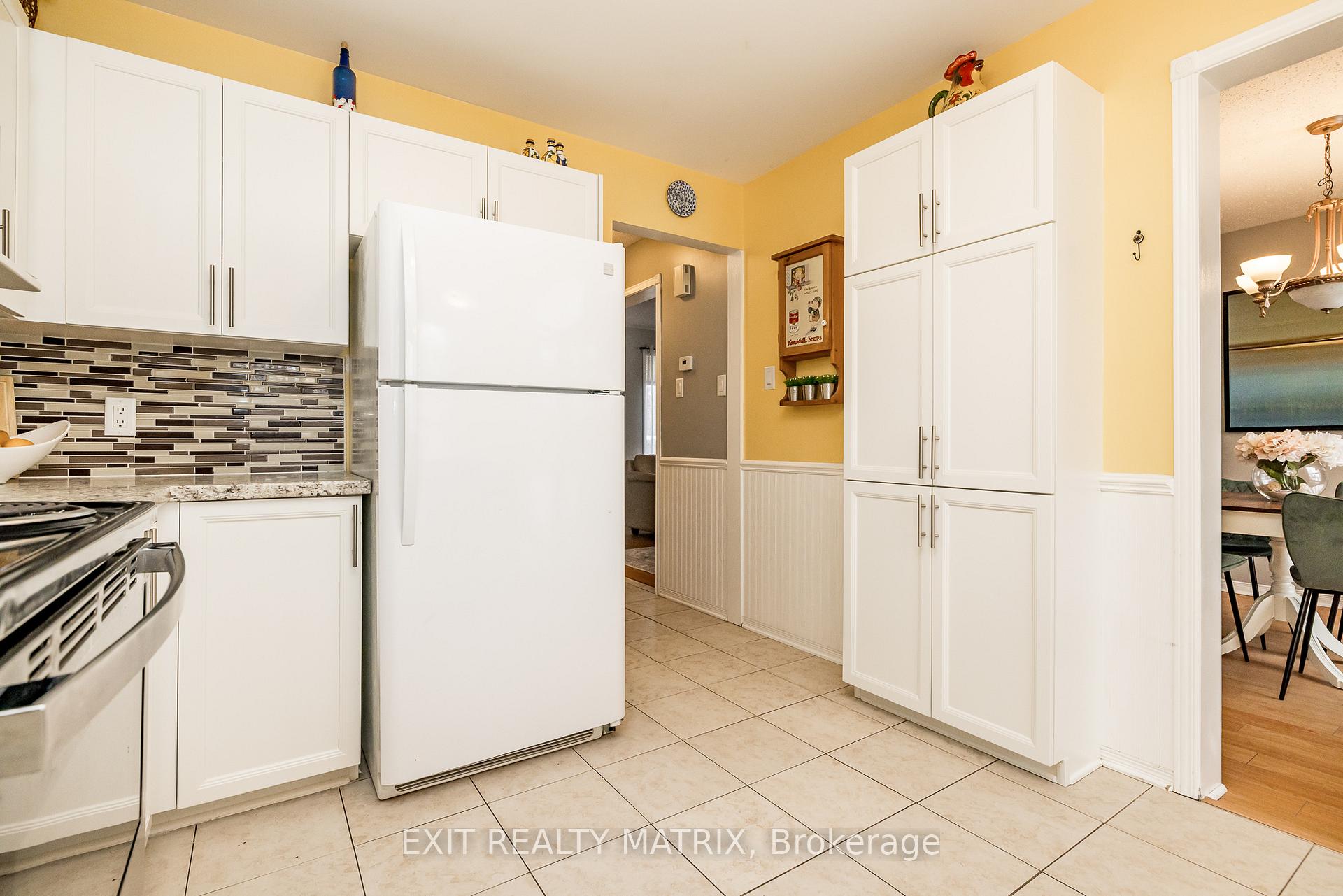 Photo 19 of 125 Whalings Circle N, Ottawa, Stittsville (Central) — HOMEH