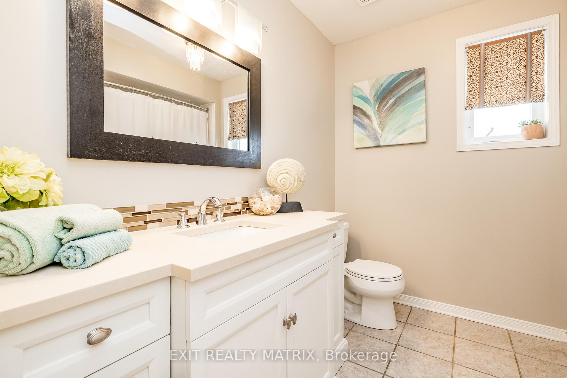 Photo 29 of 125 Whalings Circle N, Ottawa, Stittsville (Central) — HOMEH
