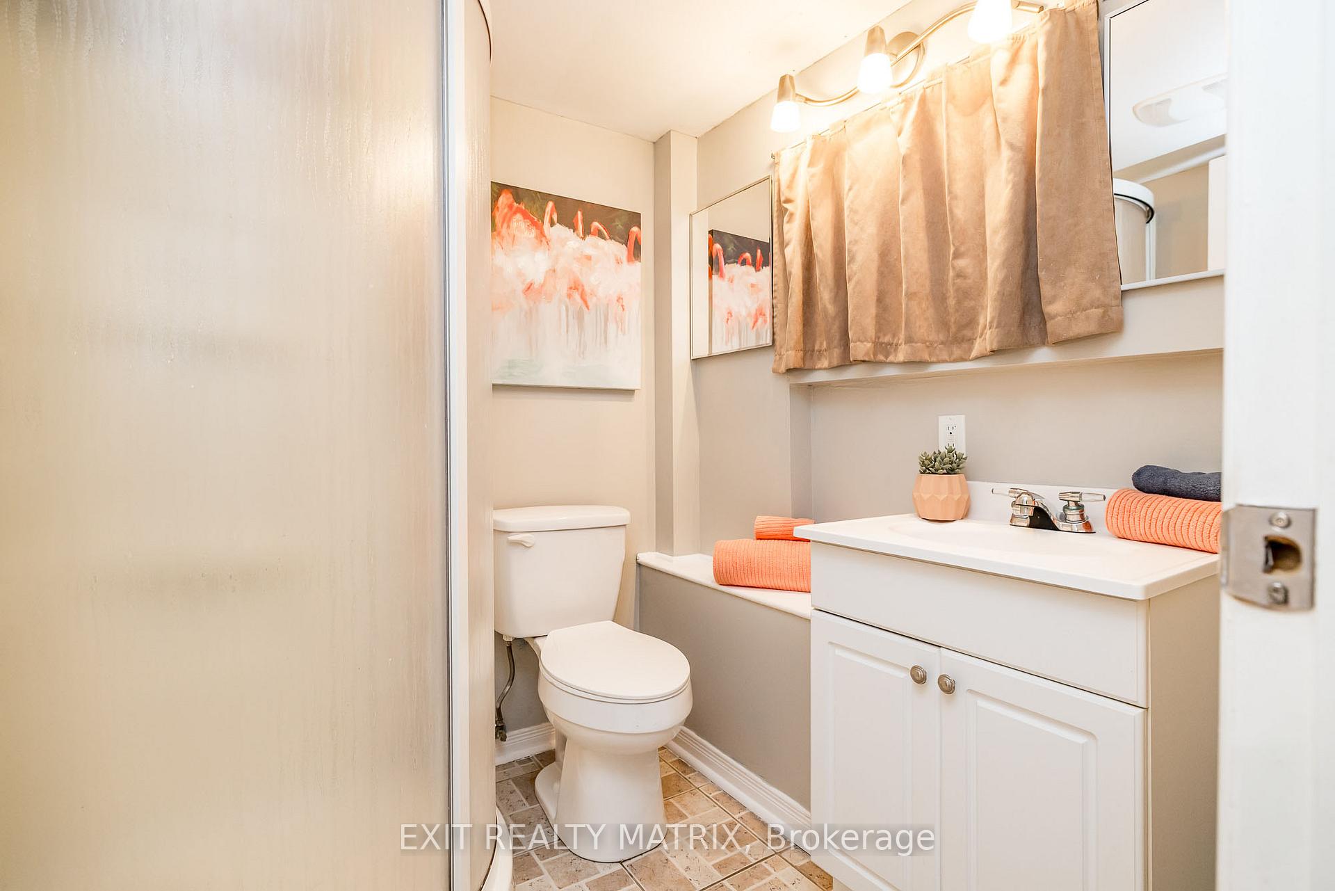 Photo 39 of 125 Whalings Circle N, Ottawa, Stittsville (Central) — HOMEH