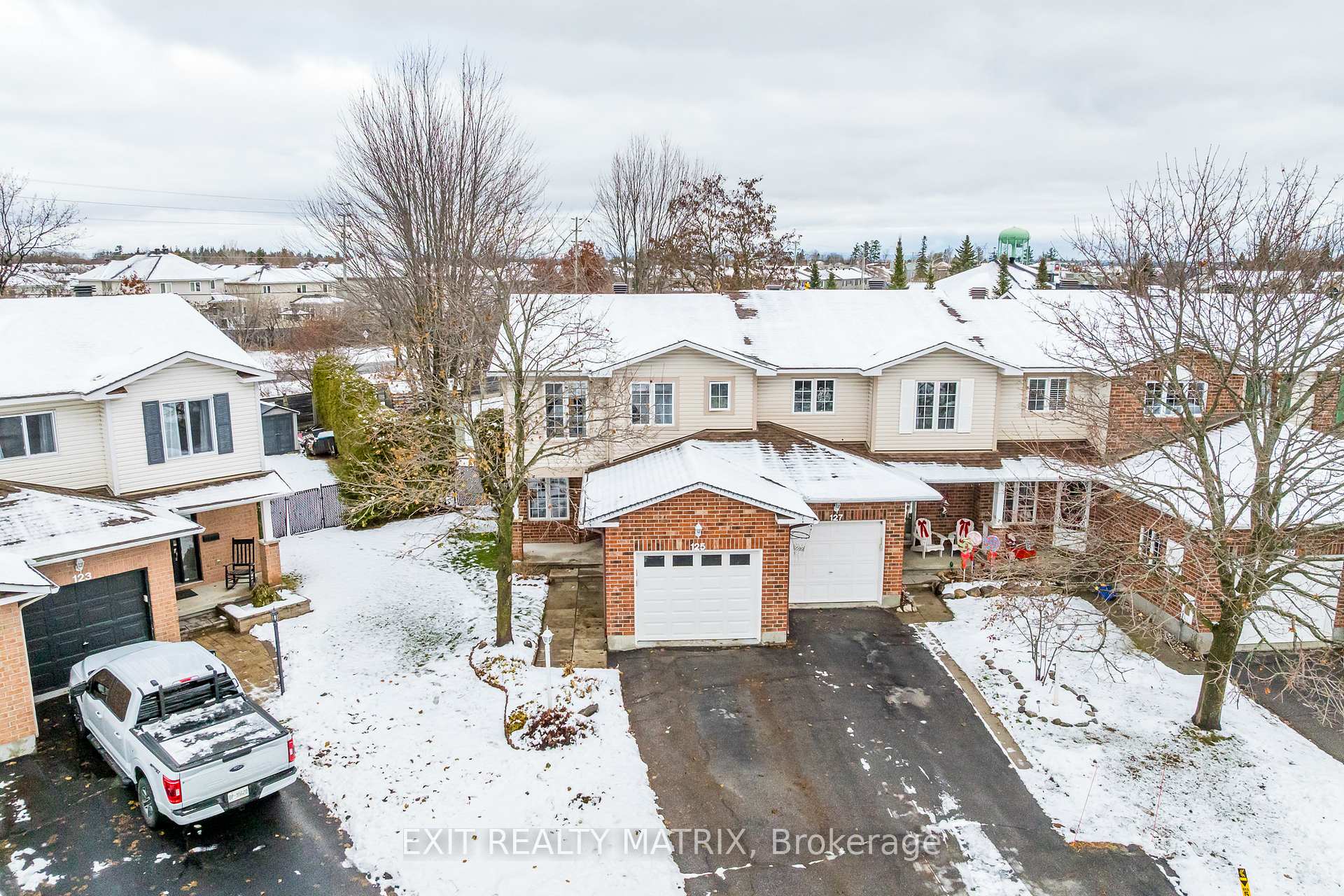 Photo 45 of 125 Whalings Circle N, Ottawa, Stittsville (Central) — HOMEH