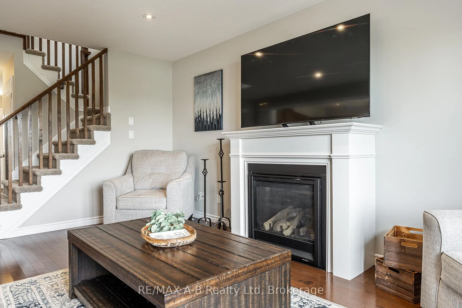 Photo 18 of 500 Forman Avenue, Stratford — HOMEH