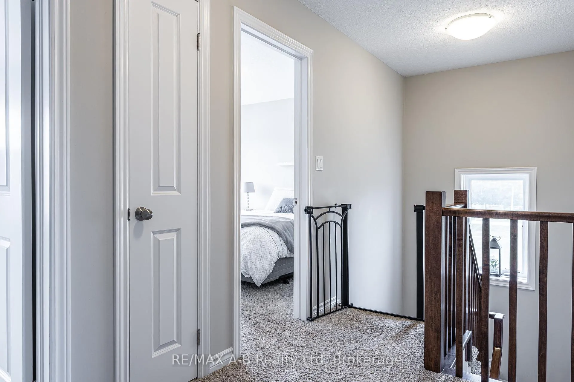 Photo 23 of 500 Forman Avenue, Stratford — HOMEH