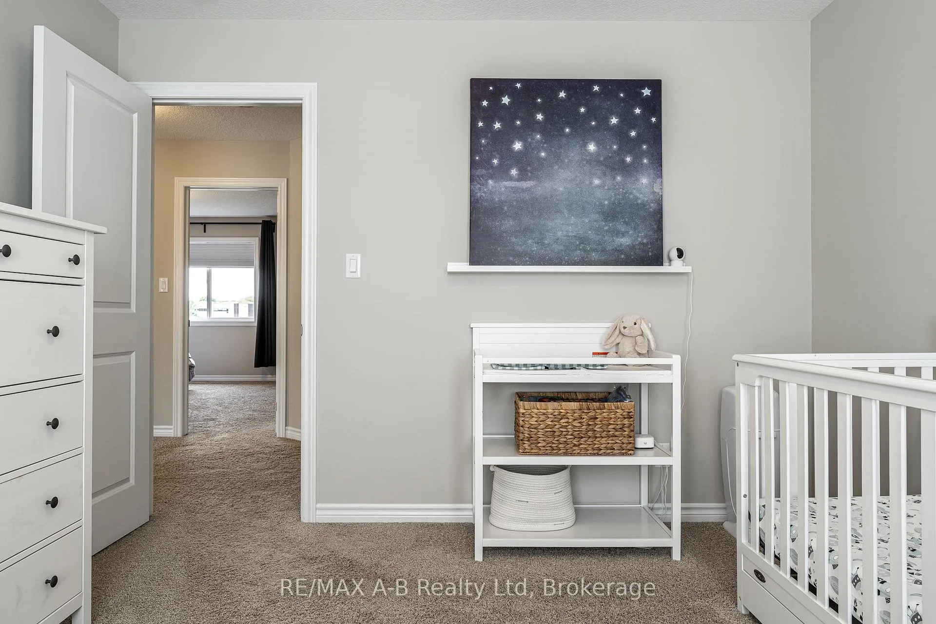 Photo 27 of 500 Forman Avenue, Stratford — HOMEH