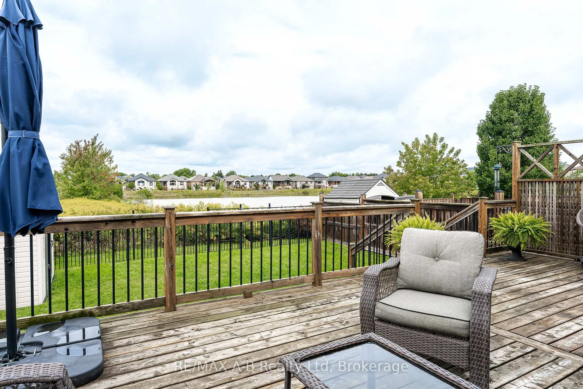 Photo 41 of 500 Forman Avenue, Stratford — HOMEH