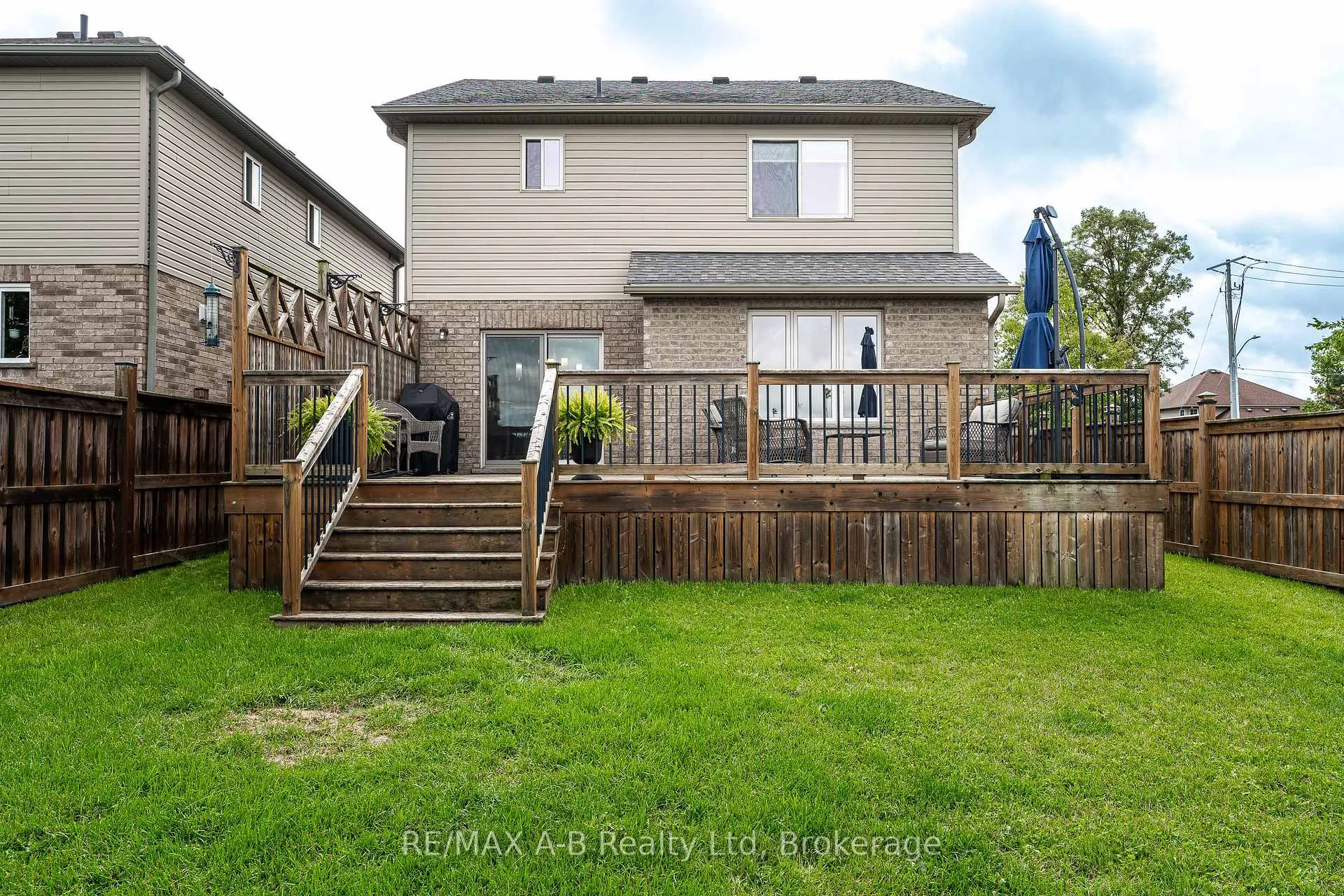 Photo 44 of 500 Forman Avenue, Stratford — HOMEH