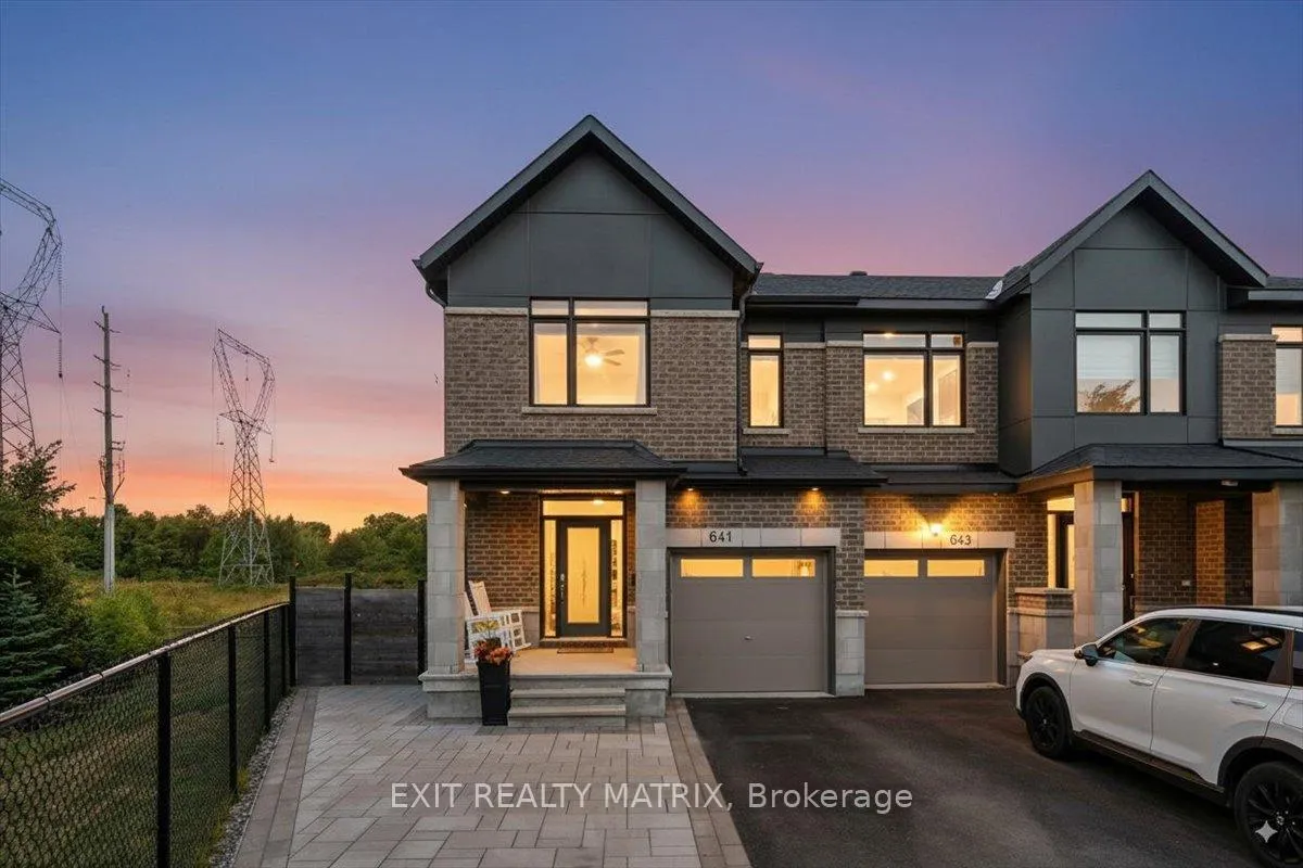 Photo 2 of 641 Putney Crescent, Ottawa, Stittsville (South) — HOMEH