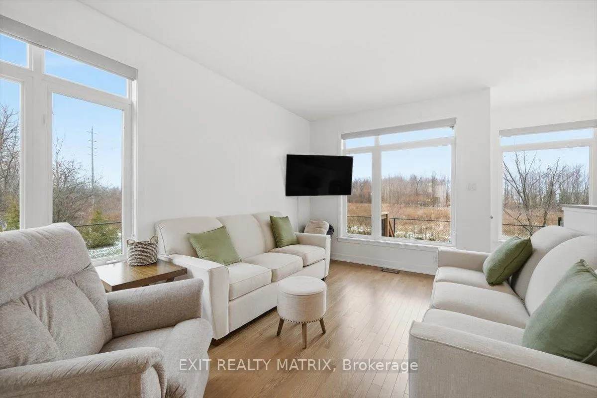 Photo 12 of 641 Putney Crescent, Ottawa, Stittsville (South) — HOMEH
