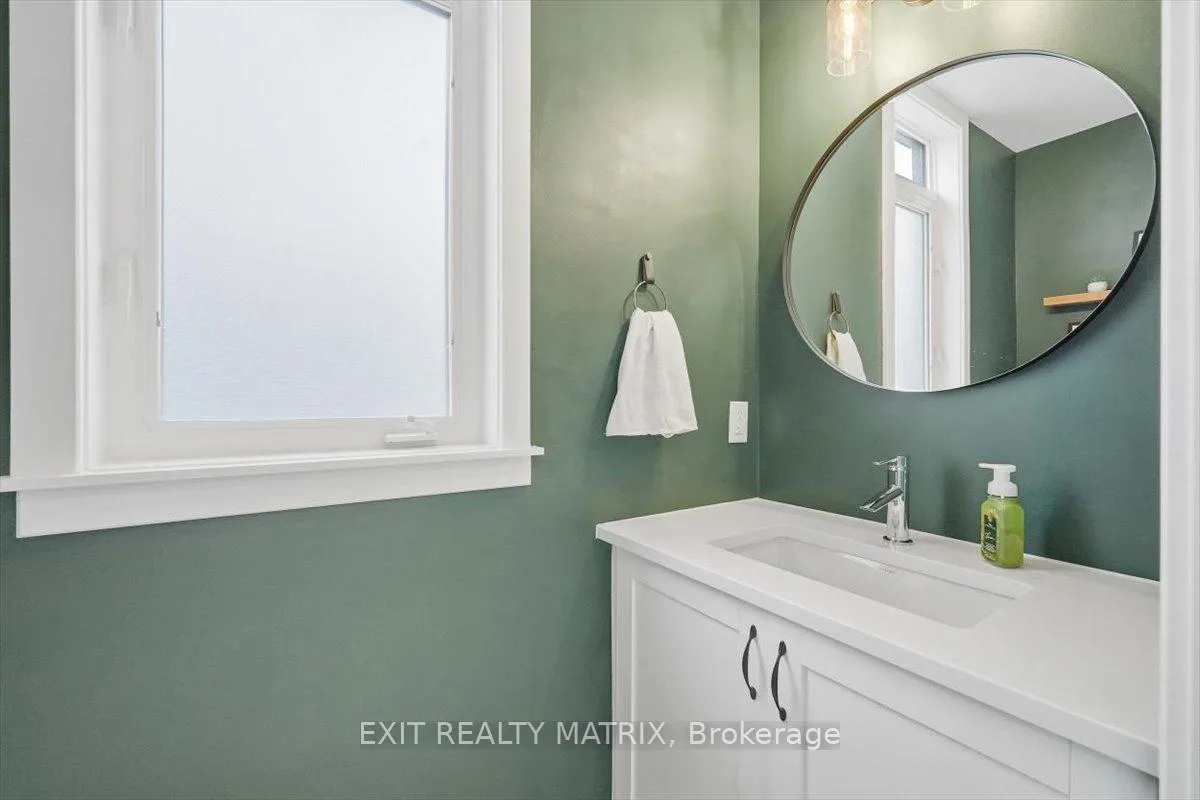Photo 17 of 641 Putney Crescent, Ottawa, Stittsville (South) — HOMEH