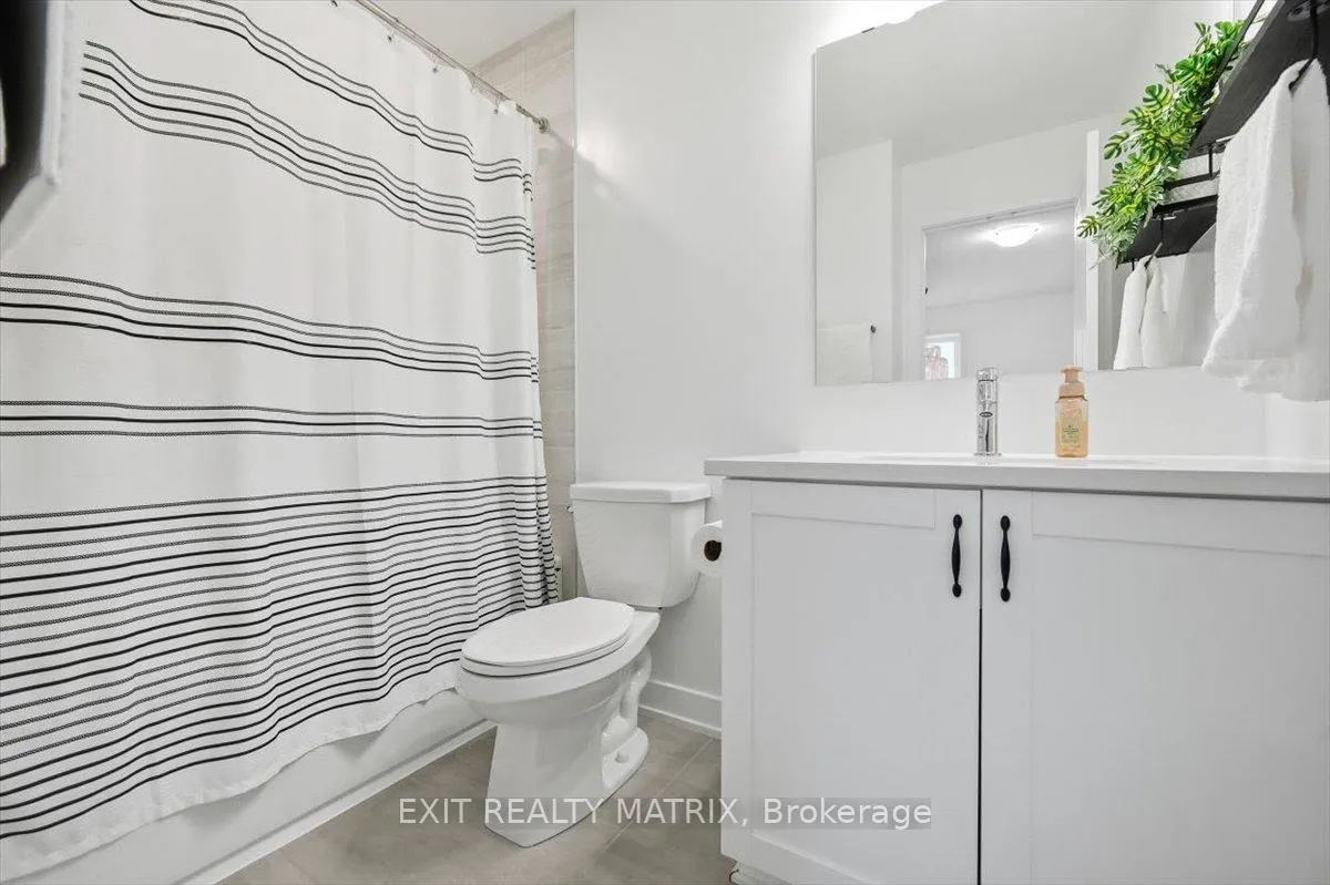 Photo 29 of 641 Putney Crescent, Ottawa, Stittsville (South) — HOMEH