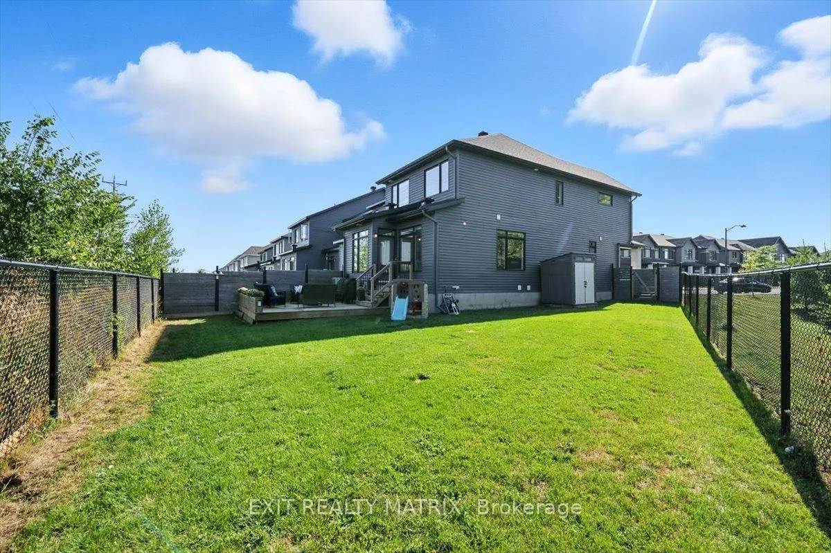 Photo 35 of 641 Putney Crescent, Ottawa, Stittsville (South) — HOMEH