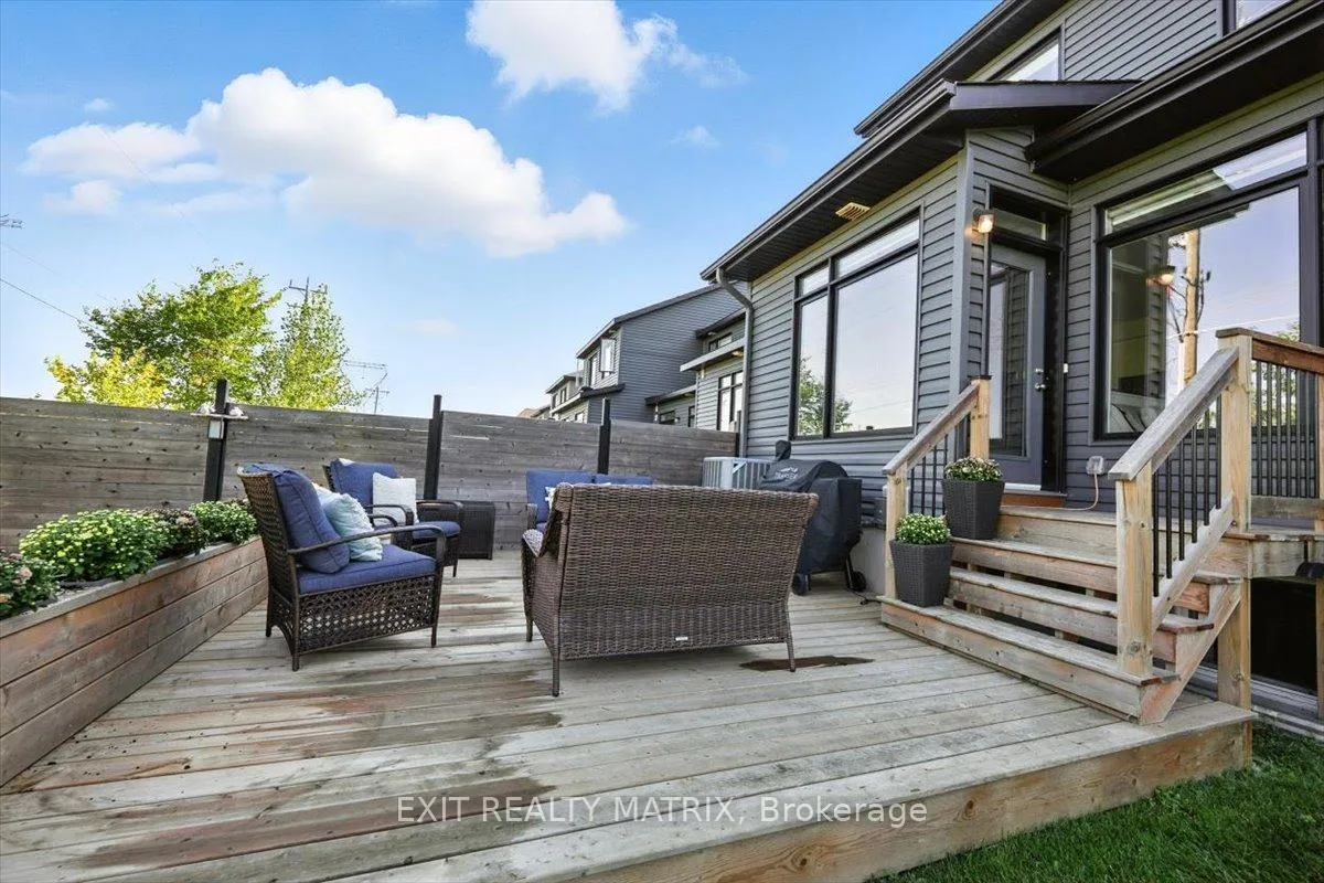Photo 37 of 641 Putney Crescent, Ottawa, Stittsville (South) — HOMEH