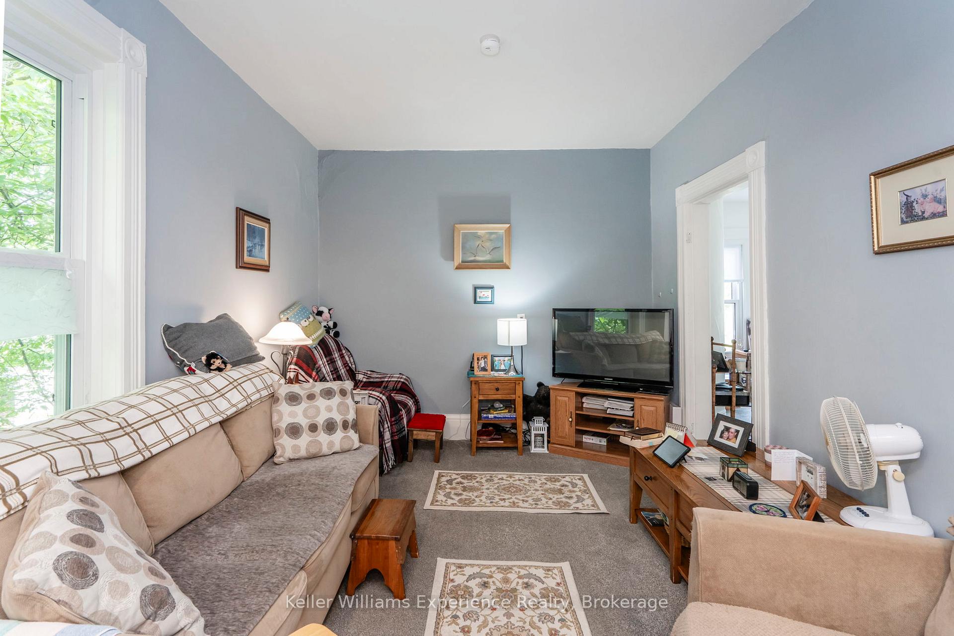 Photo 20 of 20 Yonge Street S, Springwater, Elmvale — HOMEH