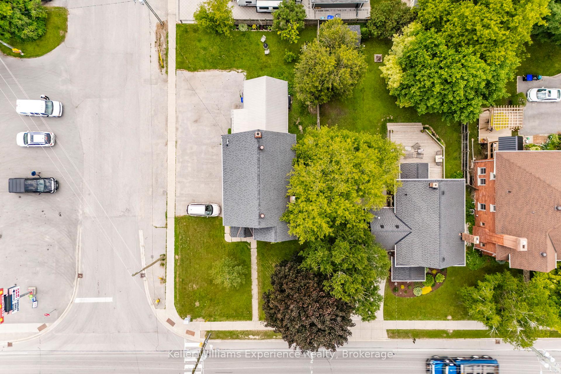 Photo 28 of 20 Yonge Street S, Springwater, Elmvale — HOMEH