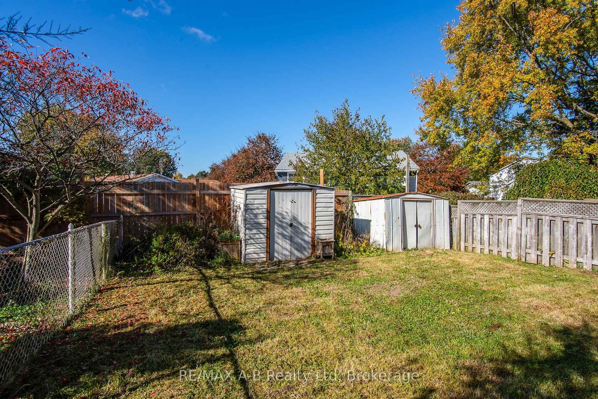 Photo 36 of 568 Devon Street, Stratford — HOMEH