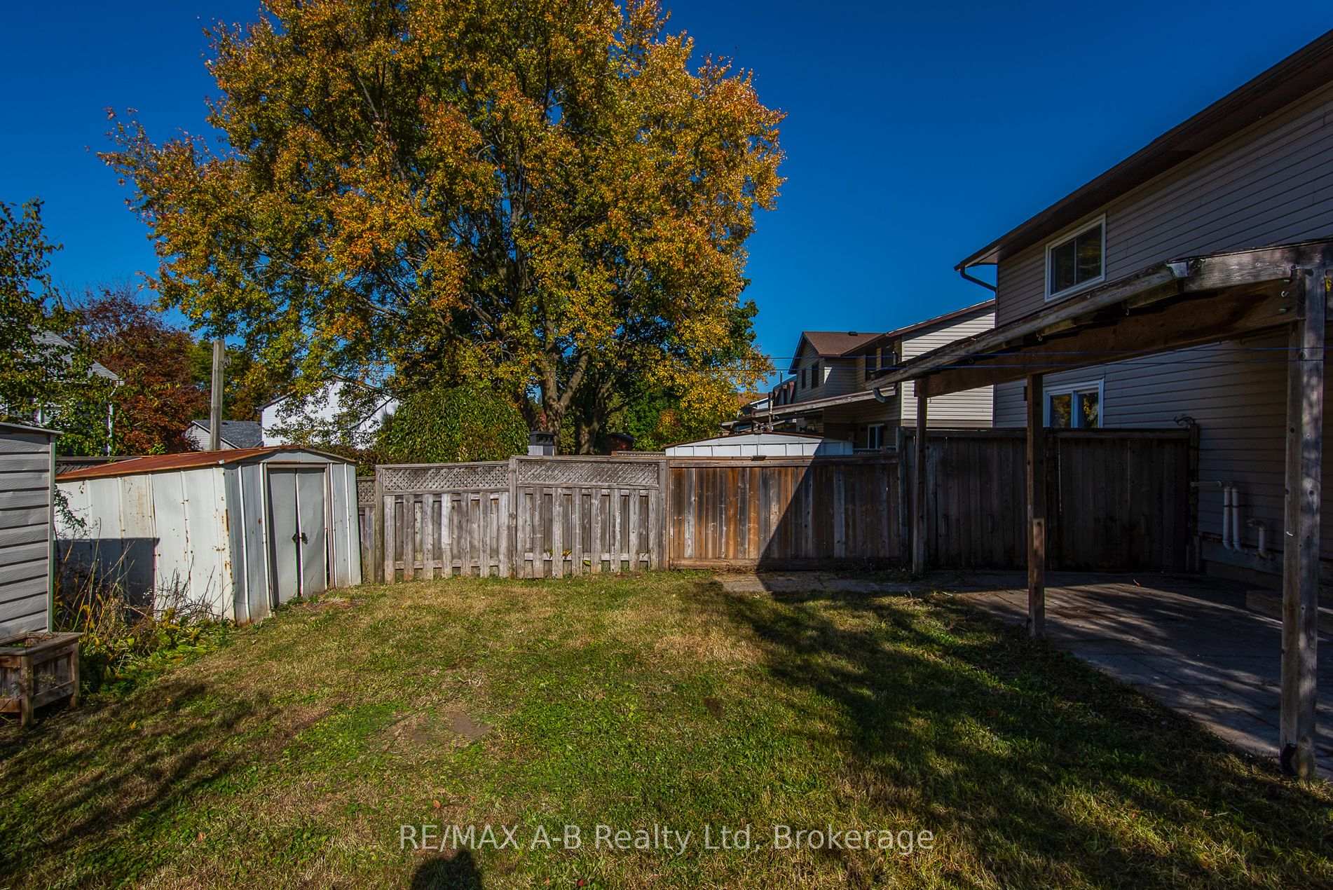 Photo 37 of 568 Devon Street, Stratford — HOMEH