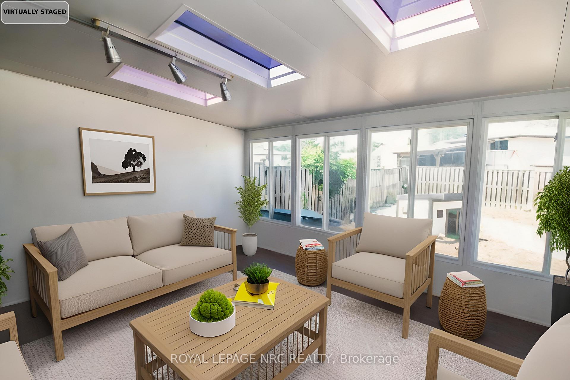 Photo 20 of 11 Exeter Drive, St. Catharines, Oakdale — HOMEH