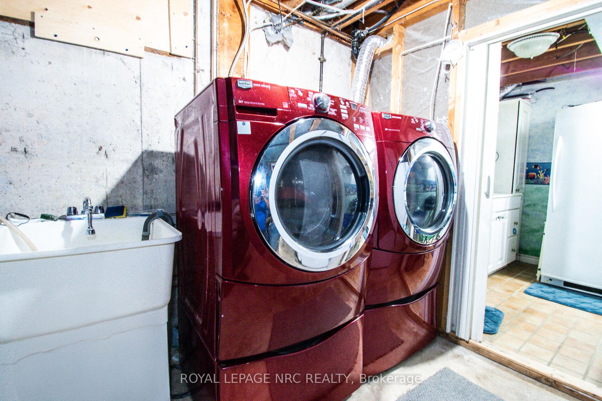 Photo 36 of 11 Exeter Drive, St. Catharines, Oakdale — HOMEH