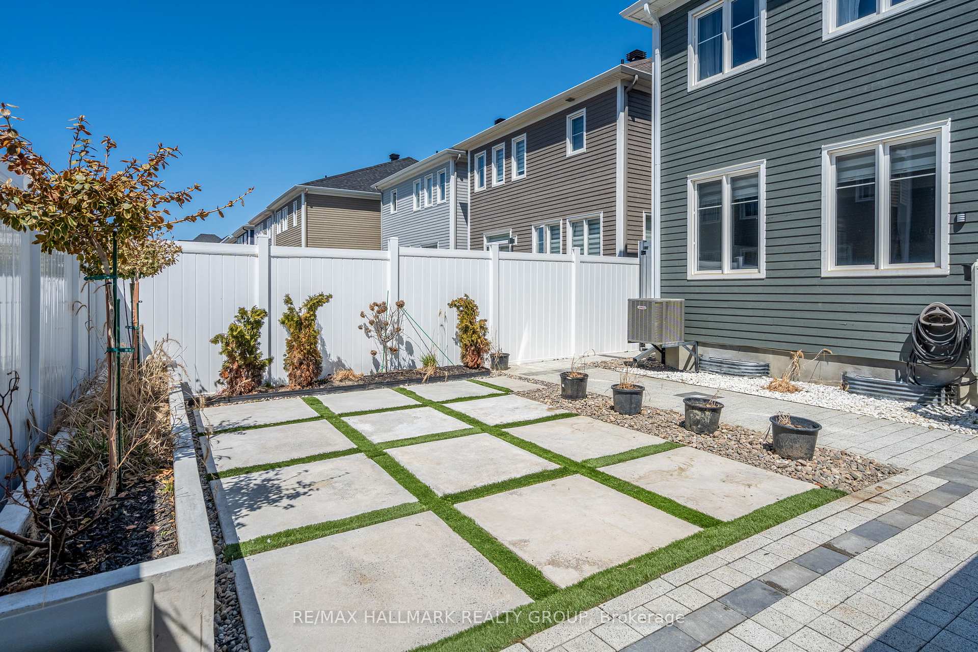 Photo 49 of 1015 Keeper Heights, Ottawa, Goulbourn Twp From Franktown Rd/South To Rideau — HOMEH