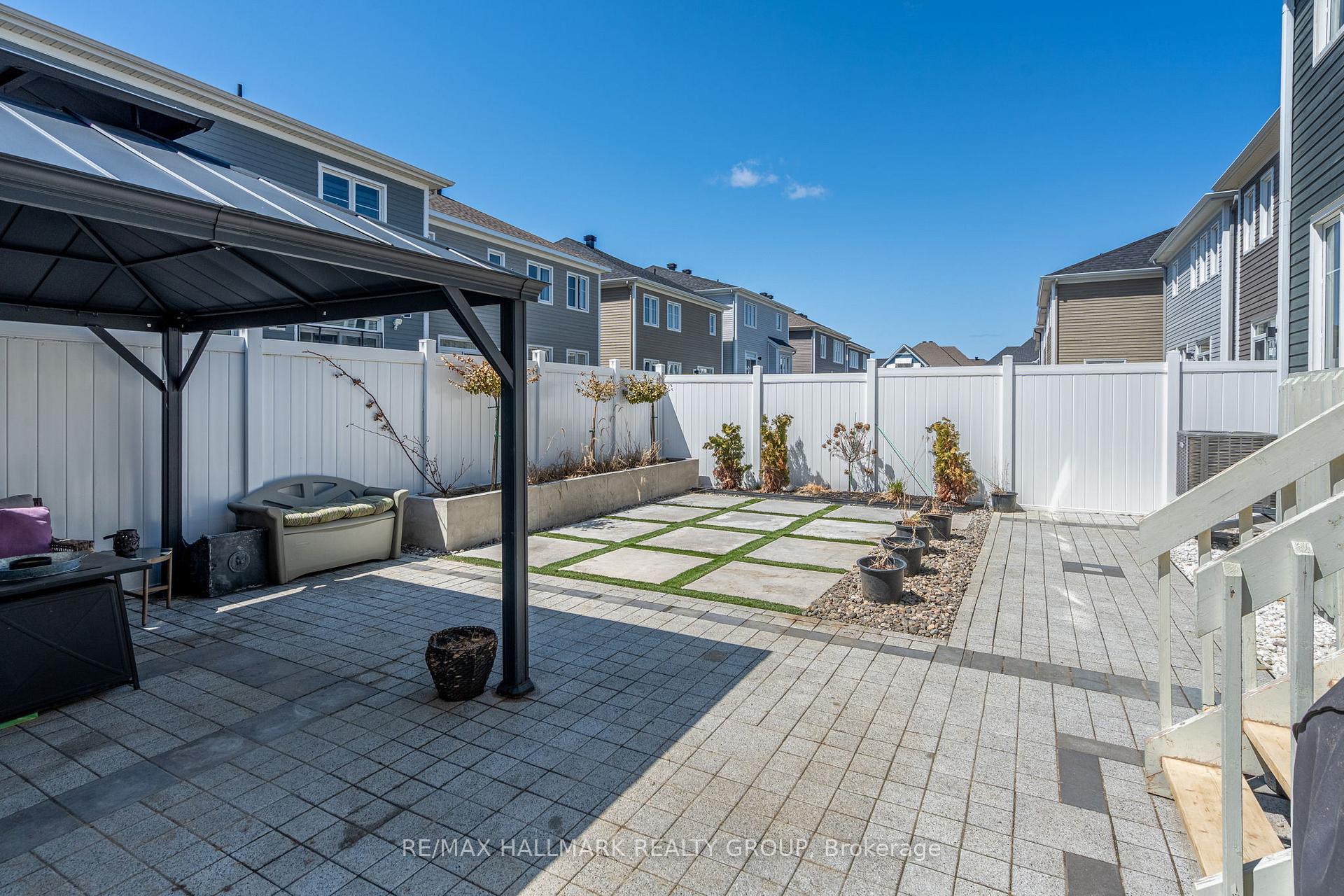 Photo 50 of 1015 Keeper Heights, Ottawa, Goulbourn Twp From Franktown Rd/South To Rideau — HOMEH