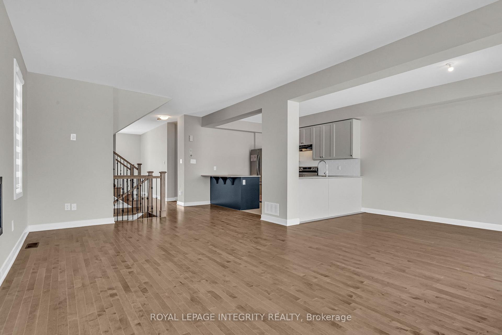 Photo 12 of 505 Oldenburg Avenue, Ottawa, Btwn Franktown Rd. & Fallowfield Rd. — HOMEH