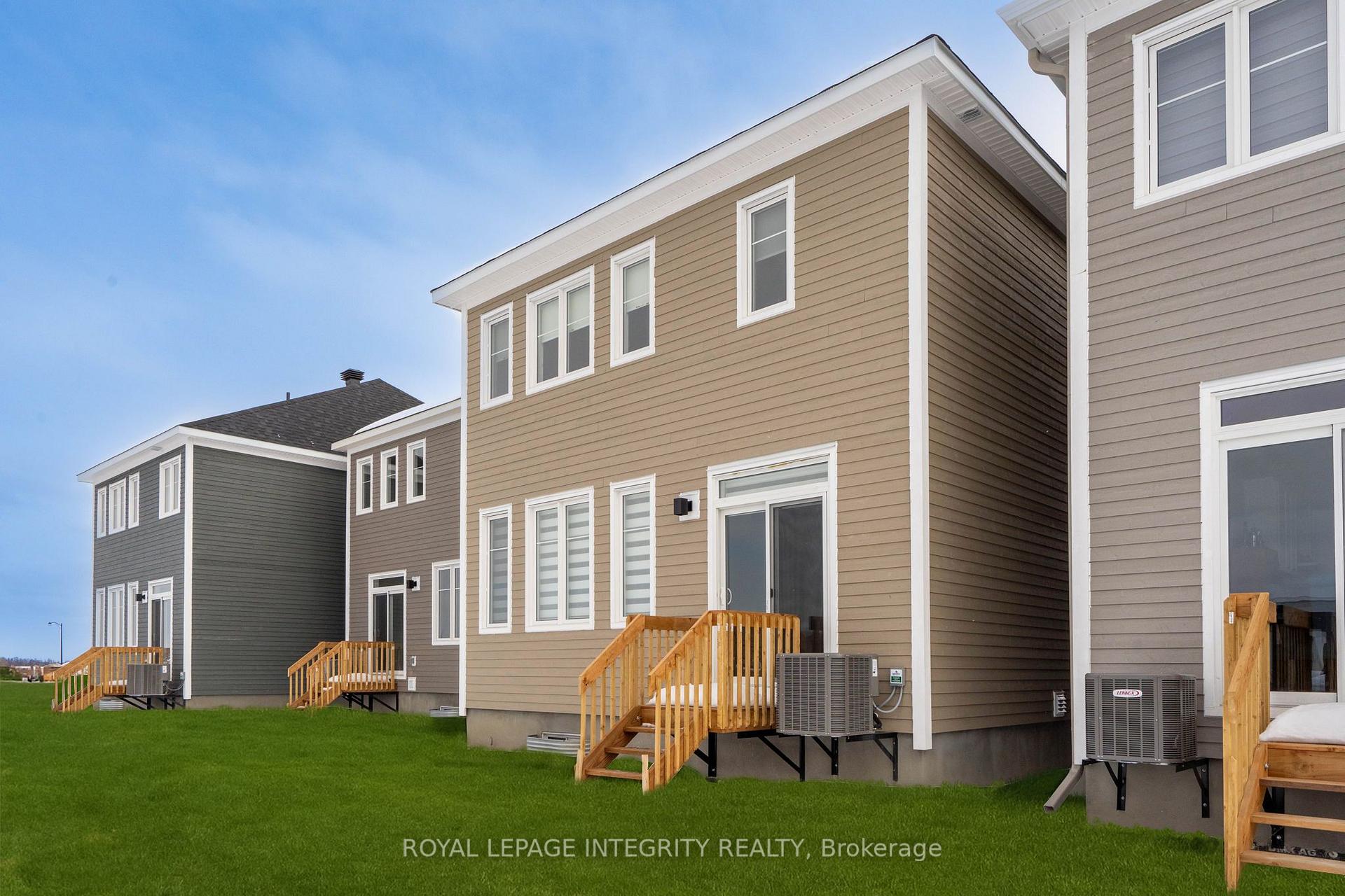 Photo 33 of 505 Oldenburg Avenue, Ottawa, Btwn Franktown Rd. & Fallowfield Rd. — HOMEH