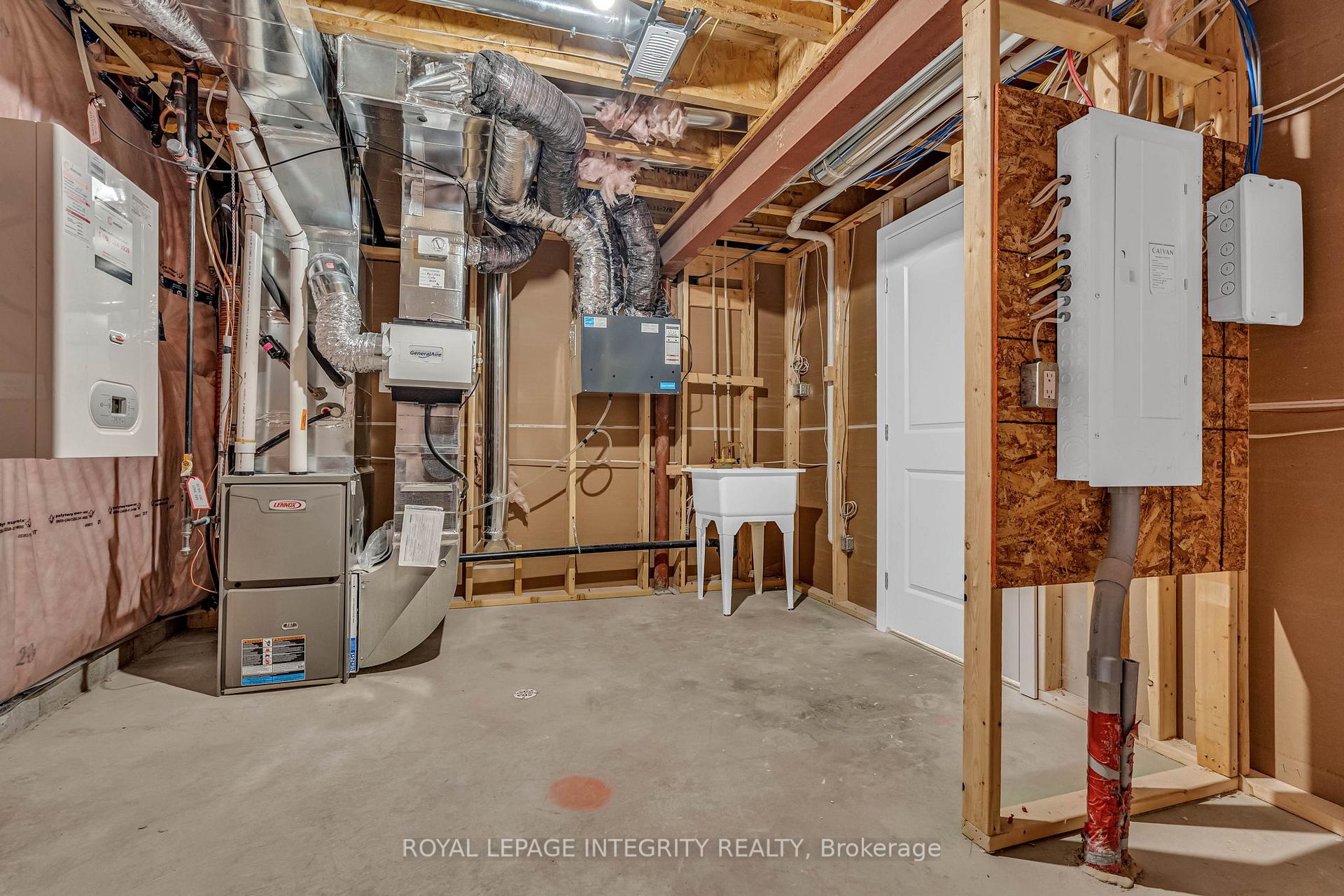 Photo 37 of 505 Oldenburg Avenue, Ottawa, Btwn Franktown Rd. & Fallowfield Rd. — HOMEH