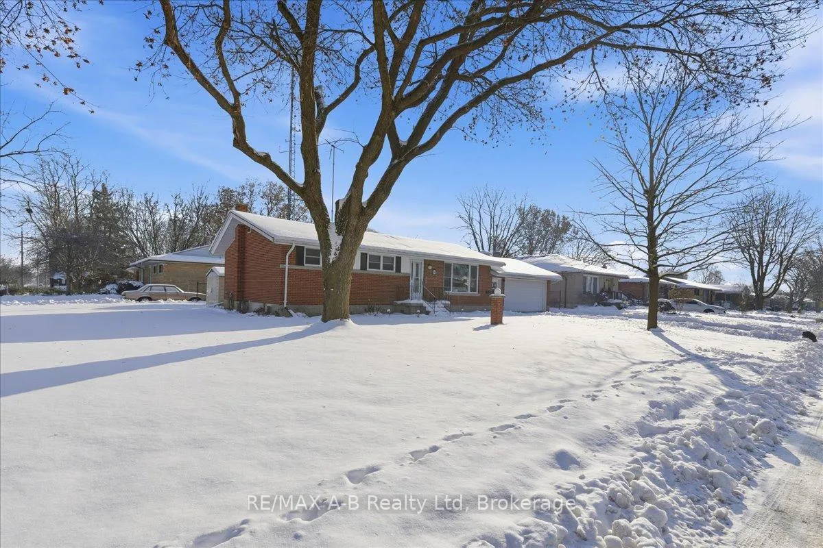 Photo 4 of 5 Mcdonald Street, Stratford — HOMEH