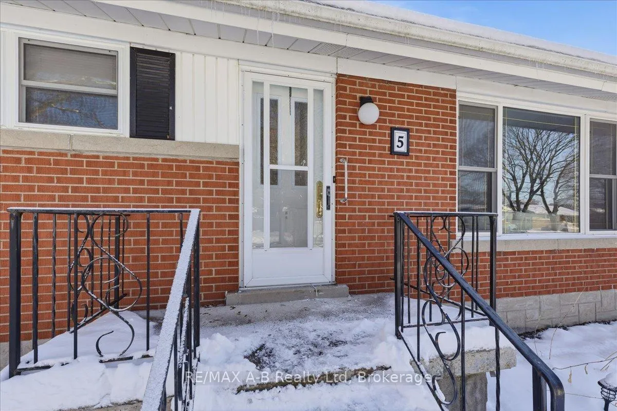 Photo 5 of 5 Mcdonald Street, Stratford — HOMEH