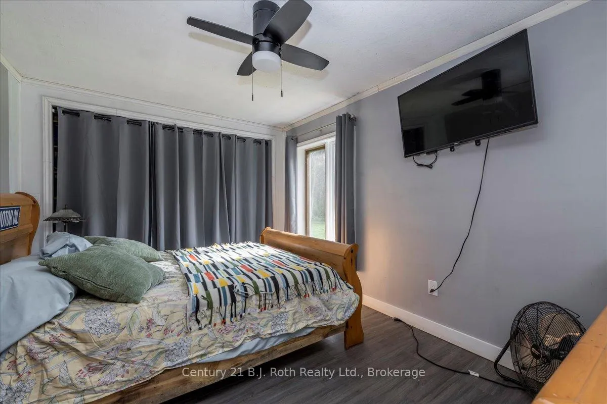 Photo 16 of 2286 Flos Ten Road E, Springwater, Rural Springwater — HOMEH