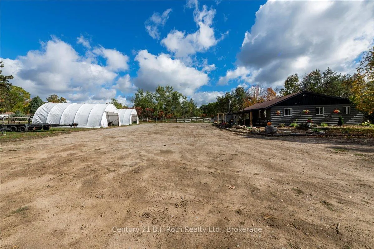 Photo 27 of 2286 Flos Ten Road E, Springwater, Rural Springwater — HOMEH