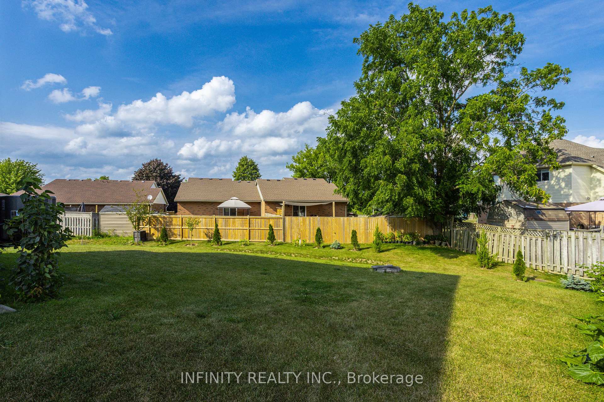 Photo 39 of 25 Welch Court, St. Thomas — HOMEH