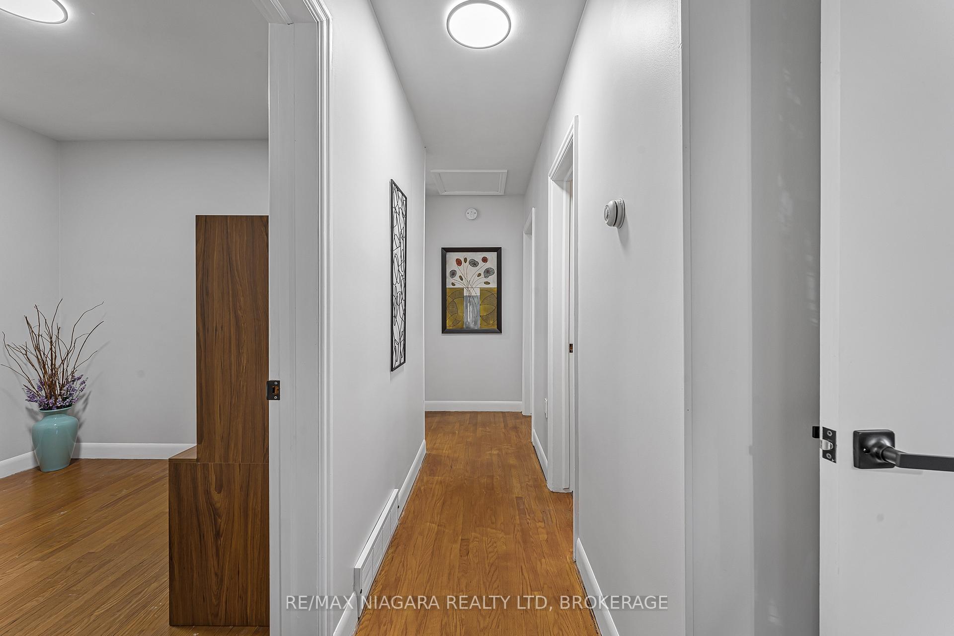 Photo 16 of 448 Bunting Road, St. Catharines, Carlton/Bunting — HOMEH