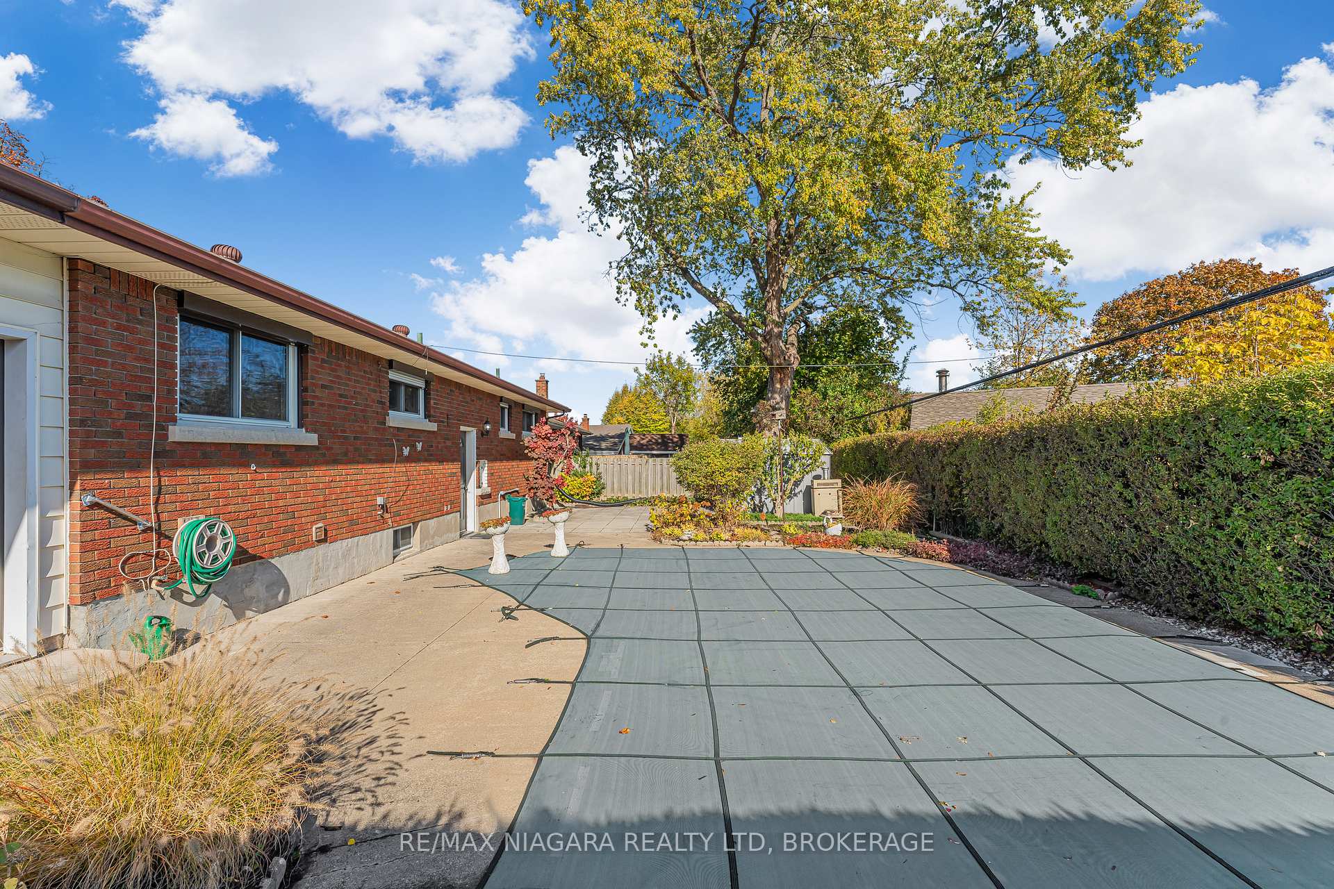 Photo 31 of 448 Bunting Road, St. Catharines, Carlton/Bunting — HOMEH