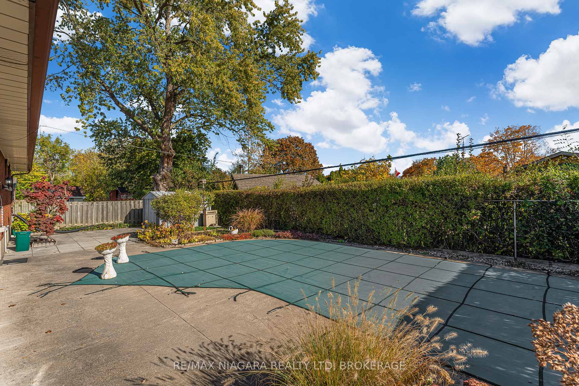 Photo 32 of 448 Bunting Road, St. Catharines, Carlton/Bunting — HOMEH