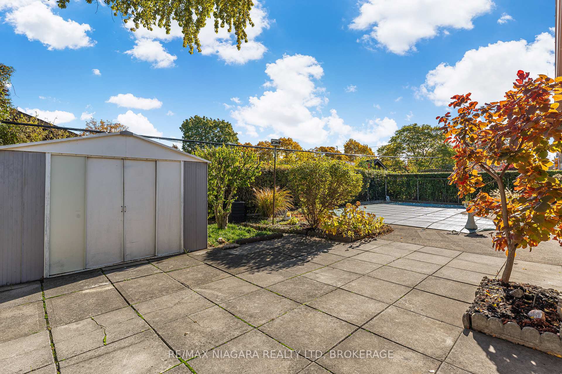 Photo 40 of 448 Bunting Road, St. Catharines, Carlton/Bunting — HOMEH