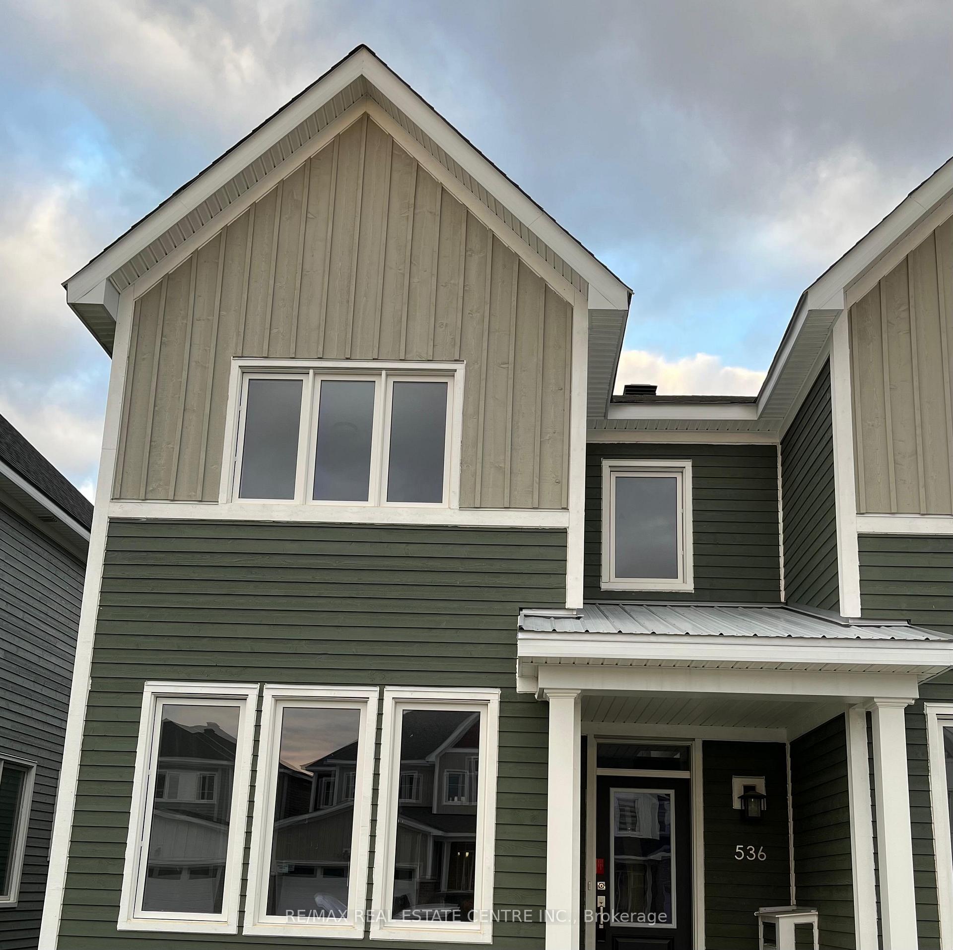 Photo 1 of 536 Oldenburg Avenue, Ottawa, Btwn Franktown Rd. & Fallowfield Rd. — HOMEH