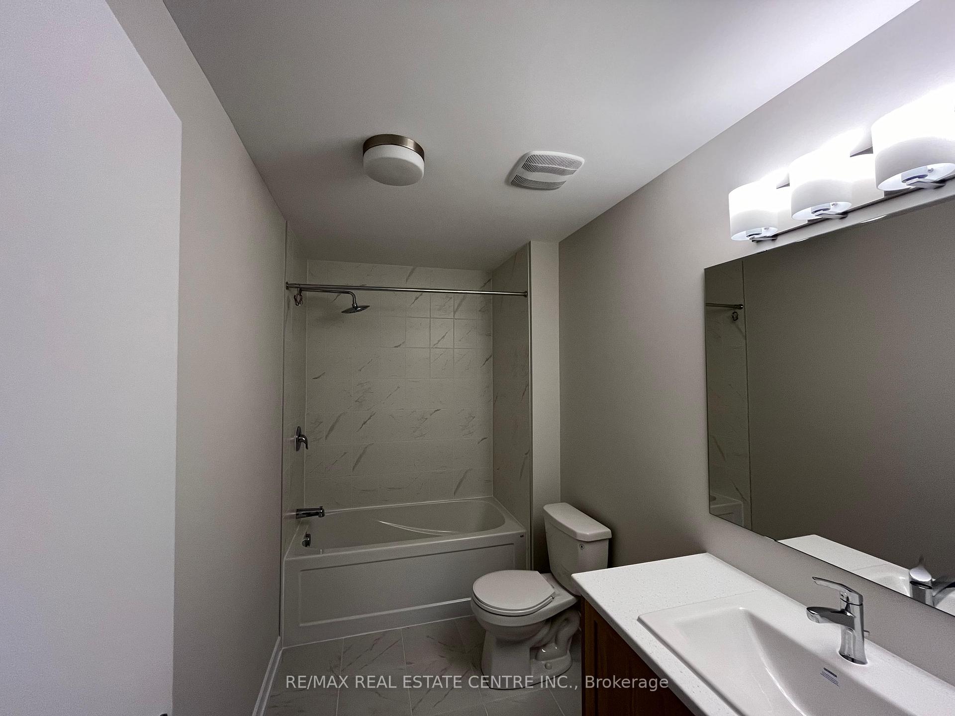 Photo 5 of 536 Oldenburg Avenue, Ottawa, Btwn Franktown Rd. & Fallowfield Rd. — HOMEH
