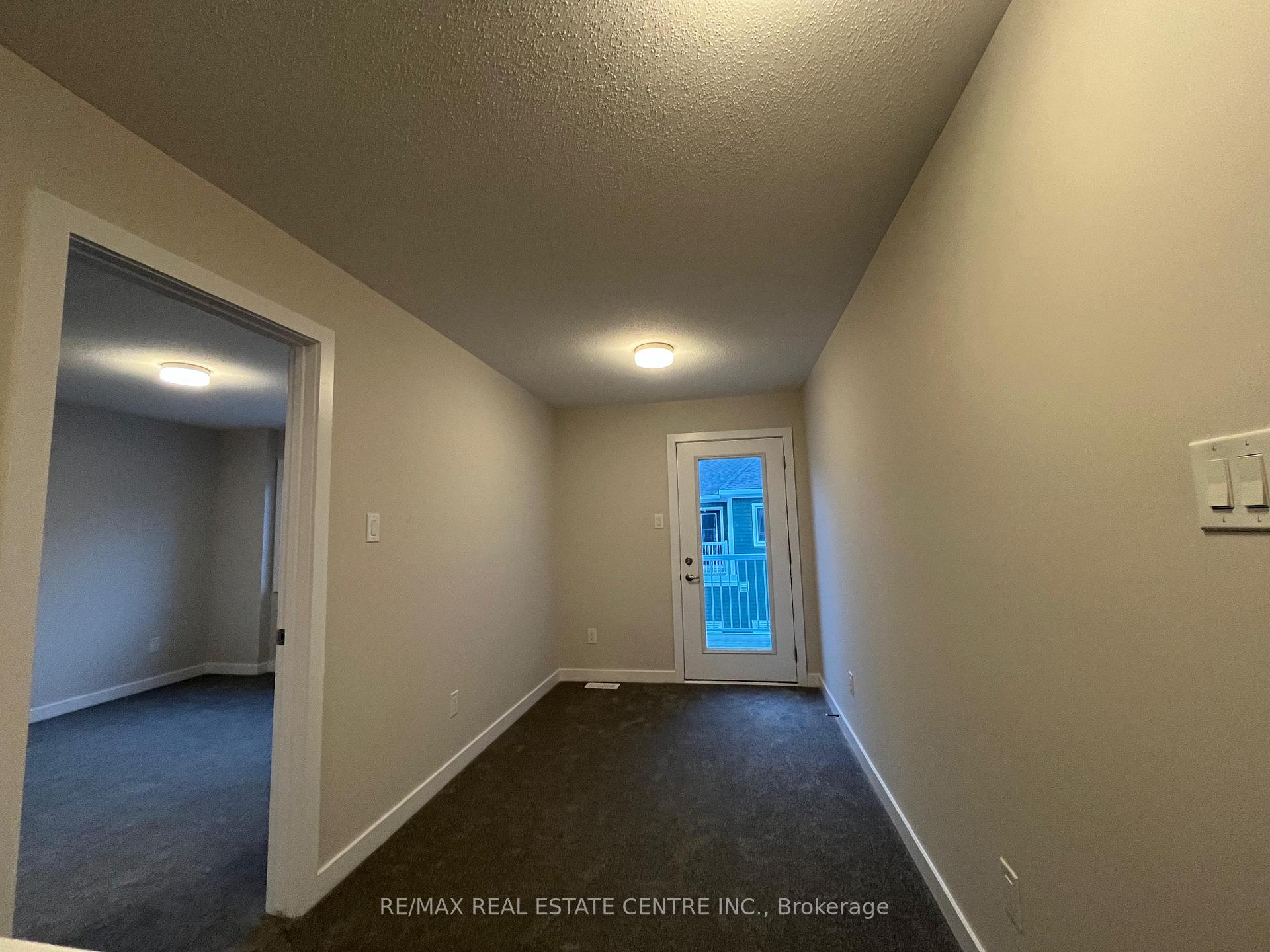 Photo 6 of 536 Oldenburg Avenue, Ottawa, Btwn Franktown Rd. & Fallowfield Rd. — HOMEH